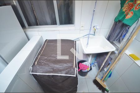 Apartamento para alugar com 75m², 2 quartos e sem vagaCozinha e Área de Serviço