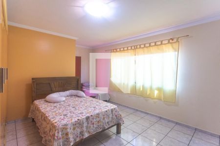 Casa à venda com 407m², 2 quartos e 2 vagas Casa à venda com 407m², 2 quartos e 2 vagasSuíte 2