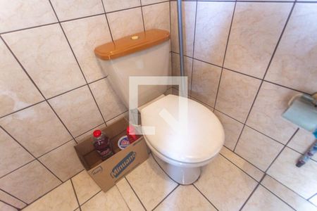 Casa à venda com 407m², 2 quartos e 2 vagas Casa à venda com 407m², 2 quartos e 2 vagasBanheiro de serviço