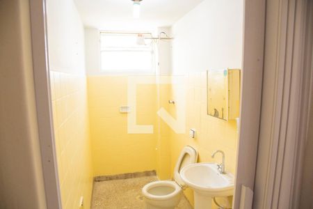 Banheiro  de kitnet/studio para alugar com 1 quarto, 30m² em Liberdade, São Paulo