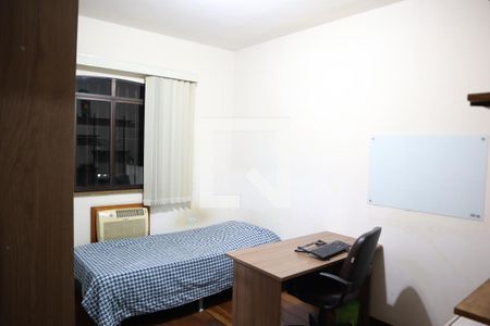 Casa à venda com 238m², 4 quartos e 4 vagasQuarto 3