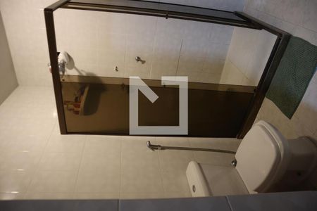 Casa à venda com 238m², 4 quartos e 4 vagasBanheiro da Suíte