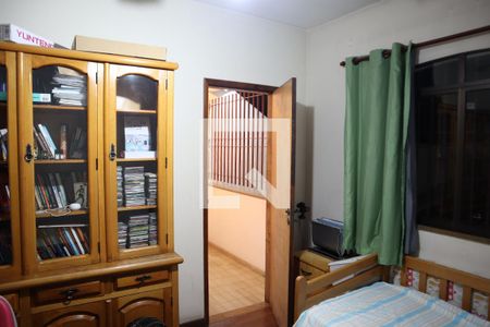 Casa à venda com 238m², 4 quartos e 4 vagasQuarto 2