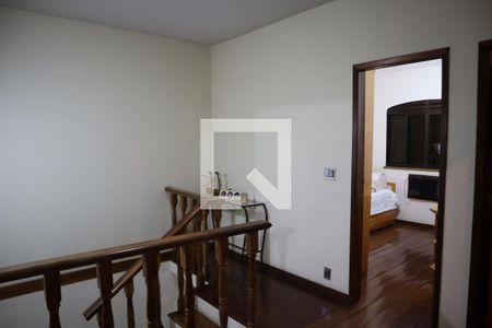 Corredor de casa à venda com 4 quartos, 238m² em Irajá, Rio de Janeiro