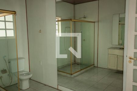 Casa de condomínio à venda com 200m², 3 quartos e 1 vagaBanheiro Quarto 3 Suíte