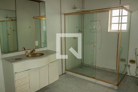 Casa de condomínio à venda com 200m², 3 quartos e 1 vagaBanheiro Quarto 3 Suíte