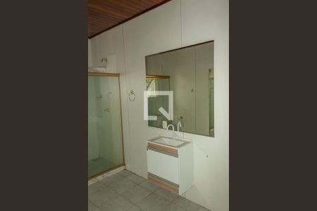 Casa de condomínio à venda com 200m², 3 quartos e 1 vagaBanheiro do quarto 2 Suíte