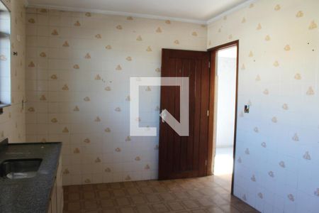 Casa para alugar com 97m², 2 quartos e 3 vagas Casa para alugar com 97m², 2 quartos e 3 vagasCozinha