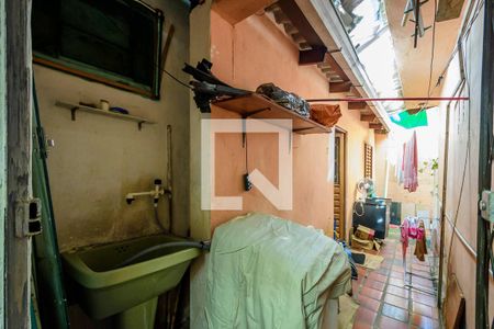 Casa à venda com 70m², 2 quartos e 1 vagaQuintal