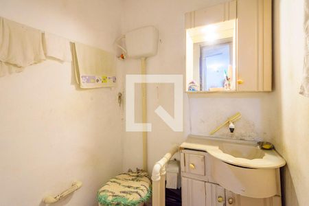 Casa à venda com 70m², 2 quartos e 1 vagaLavabo