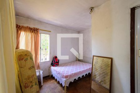 Sala de casa à venda com 2 quartos, 70m² em Vila Nova, Porto Alegre