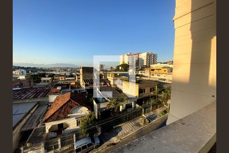 Vista de apartamento para alugar com 2 quartos, 65m² em Jardim Vinte E Cinco de Agosto, Duque de Caxias