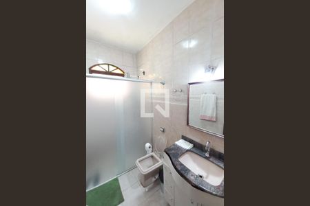 Casa à venda com 360m², 2 quartos e 3 vagasBanheiro