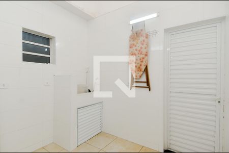 Casa para alugar com 90m², 2 quartos e 1 vagaÁrea de Serviço