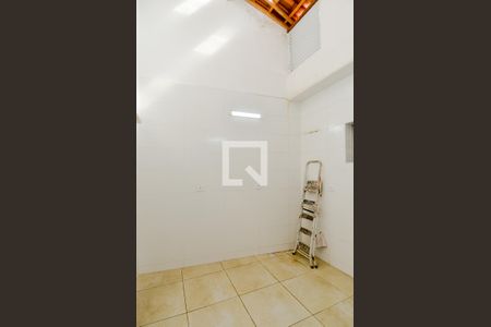 Casa para alugar com 90m², 2 quartos e 1 vagaÁrea de Serviço
