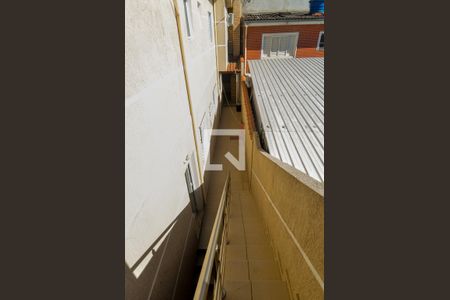 Casa para alugar com 90m², 2 quartos e 1 vagaEscada de Entrada