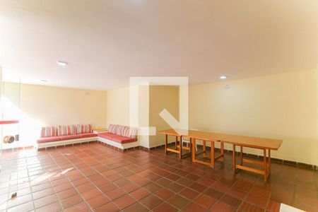 Apartamento para alugar com 70m², 2 quartos e 1 vaga Apartamento para alugar com 70m², 2 quartos e 1 vagaÁrea comum - Salão de festas