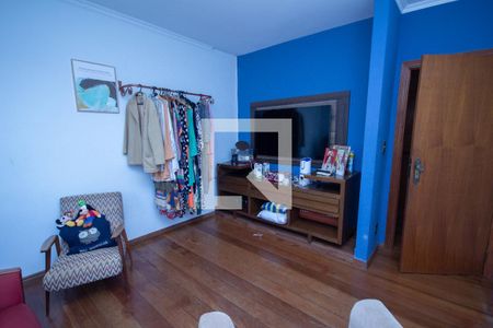 Casa para alugar com 690m², 4 quartos e 4 vagasQuarto