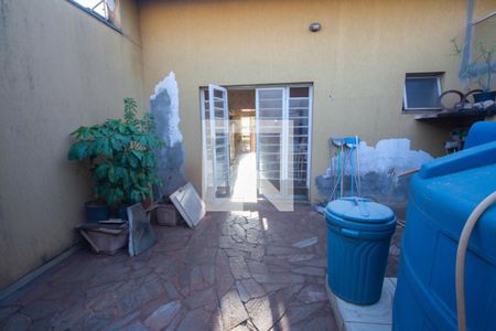 Casa para alugar com 690m², 4 quartos e 4 vagasQuintal