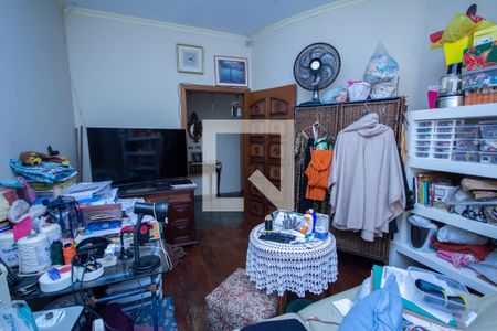 Casa para alugar com 690m², 4 quartos e 4 vagasEscritório