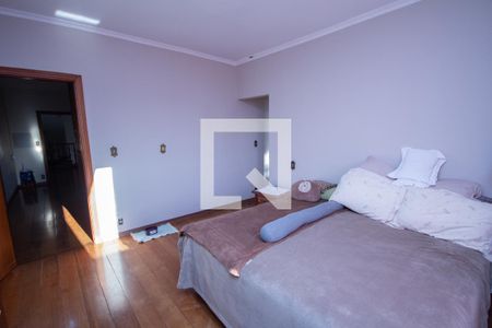 Casa para alugar com 690m², 4 quartos e 4 vagasSuíte 2