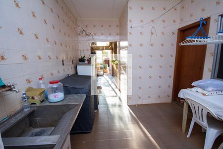 Casa para alugar com 690m², 4 quartos e 4 vagasÁrea de Serviço