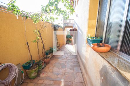 Casa para alugar com 690m², 4 quartos e 4 vagasQuintal