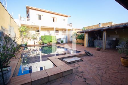 Casa para alugar com 690m², 4 quartos e 4 vagasPiscina