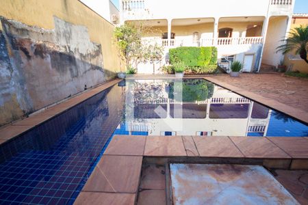 Casa para alugar com 690m², 4 quartos e 4 vagasPiscina