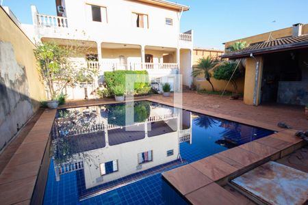 Casa para alugar com 690m², 4 quartos e 4 vagasPiscina