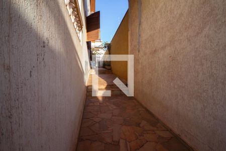 Casa para alugar com 690m², 4 quartos e 4 vagasQuintal