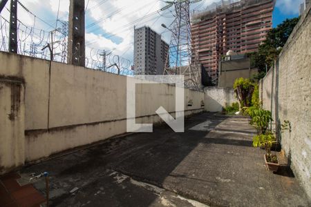 Casa à venda com 192m², 4 quartos e 1 vagaQuintal