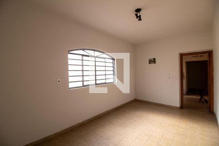 Casa à venda com 192m², 4 quartos e 1 vagaSala de Jantar
