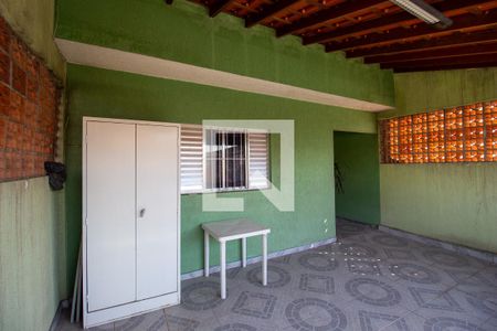Casa à venda com 120m², 3 quartos e 2 vagasVaranda