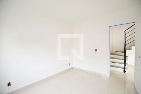 Quarto 1 de casa à venda com 3 quartos, 101m² em Guarujá, Porto Alegre