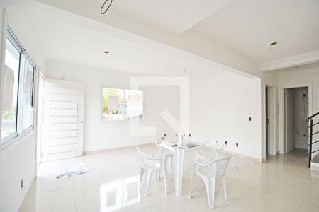 Sala/Cozinha de casa à venda com 3 quartos, 101m² em Guarujá, Porto Alegre