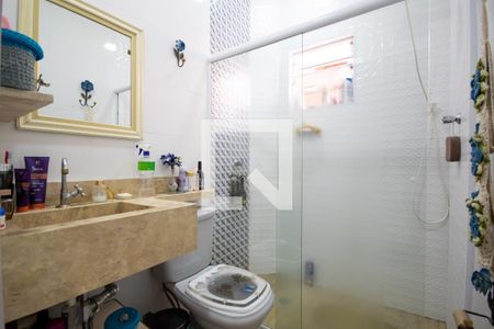 Casa à venda com 286m², 4 quartos e 3 vagasBanheiro 2