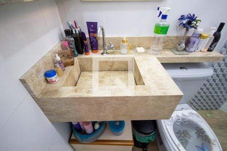 Casa à venda com 286m², 4 quartos e 3 vagasBanheiro 2