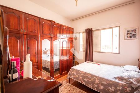 Casa à venda com 286m², 4 quartos e 3 vagasQuarto 4