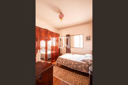 Casa à venda com 286m², 4 quartos e 3 vagasQuarto 4