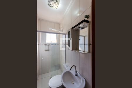 Banheiro de apartamento à venda com 2 quartos, 52m² em Jardim das Maravilhas, Santo André