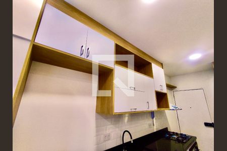Cozinha de kitnet/studio para alugar com 1 quarto, 27m² em Copacabana, Rio de Janeiro