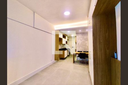 Quarto  de kitnet/studio para alugar com 1 quarto, 27m² em Copacabana, Rio de Janeiro