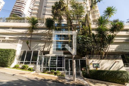 Apartamento para alugar com 201m², 4 quartos e 3 vagasFachada