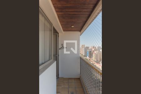 Sacada da Sala de apartamento para alugar com 1 quarto, 50m² em Centro, Campinas
