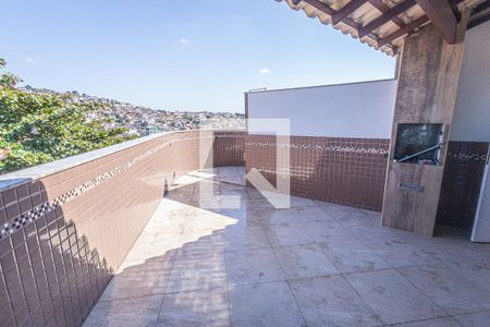 Casa à venda com 275m², 3 quartos e 2 vagasÁrea externa / ducha e viista panorâmica