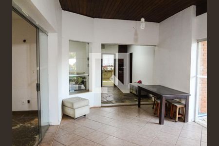 Sala  2 de casa para alugar com 3 quartos, 600m² em Parque das Universidades, Campinas