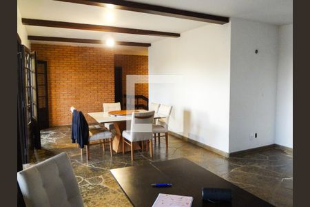 Sala  de casa para alugar com 3 quartos, 600m² em Parque das Universidades, Campinas