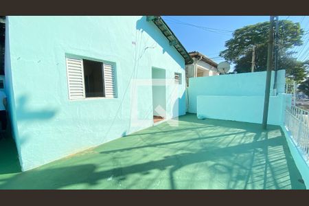 Área comum de casa para alugar com 1 quarto, 50m² em Parque Bristol, São Paulo