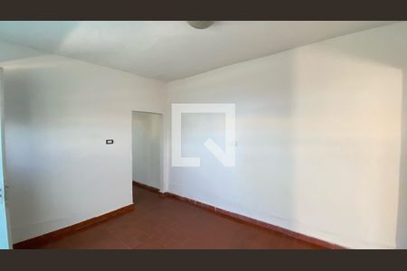 Sala  de casa para alugar com 1 quarto, 50m² em Parque Bristol, São Paulo